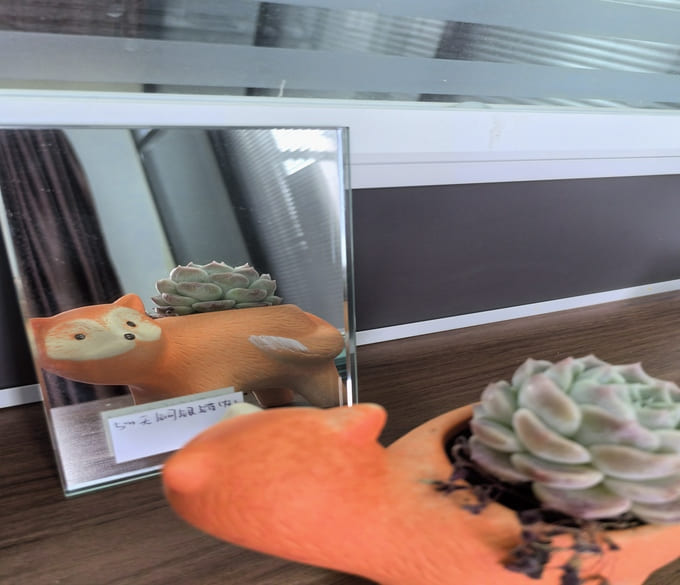 Espejo plateado sin cobre ni plomo.
   