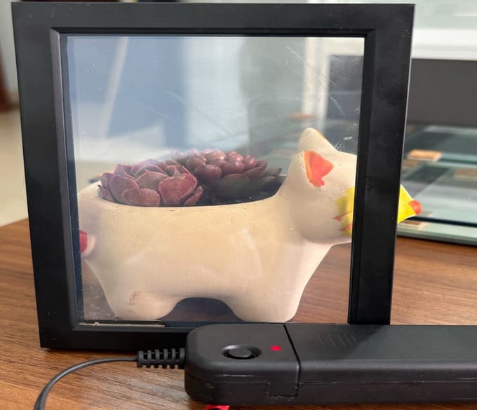 Vidrio de privacidad con PDLC ambiental
   